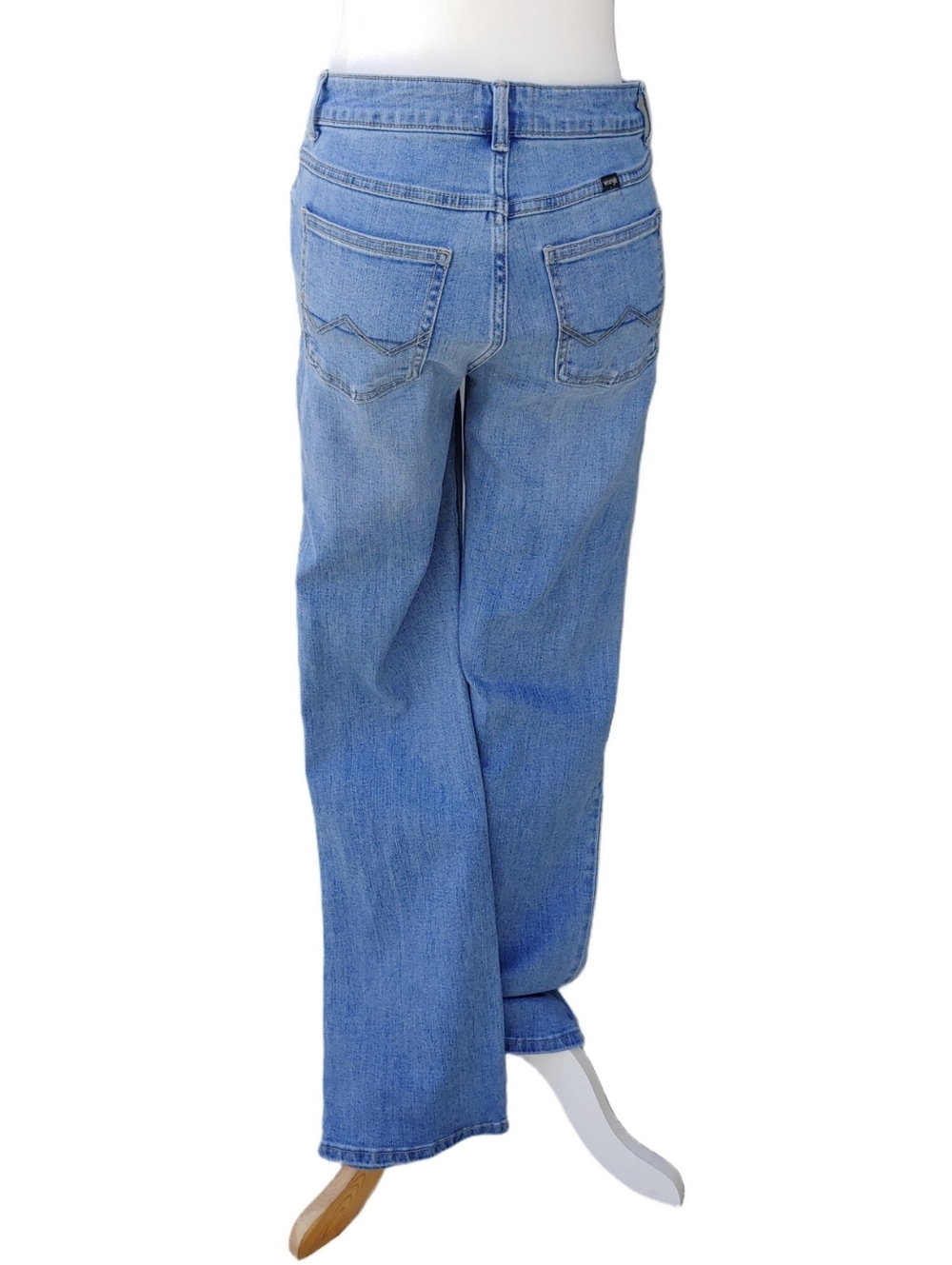 Wrangler Women's Bootcut Light Blue Denim Jeans Size 4 - Picture 10 of 16